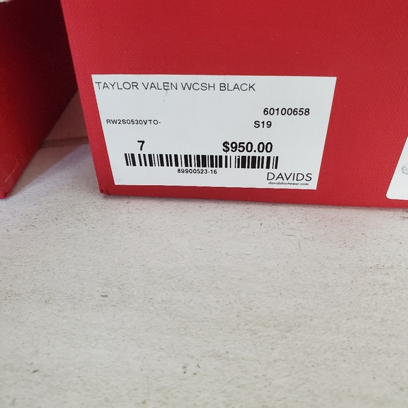 NEW Authentic Valentino rockstud espradrilles (7) - Picture 8 of 14